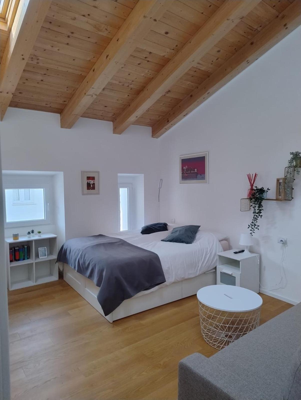 Boutique Apartments Cecilia Trieste Ngoại thất bức ảnh