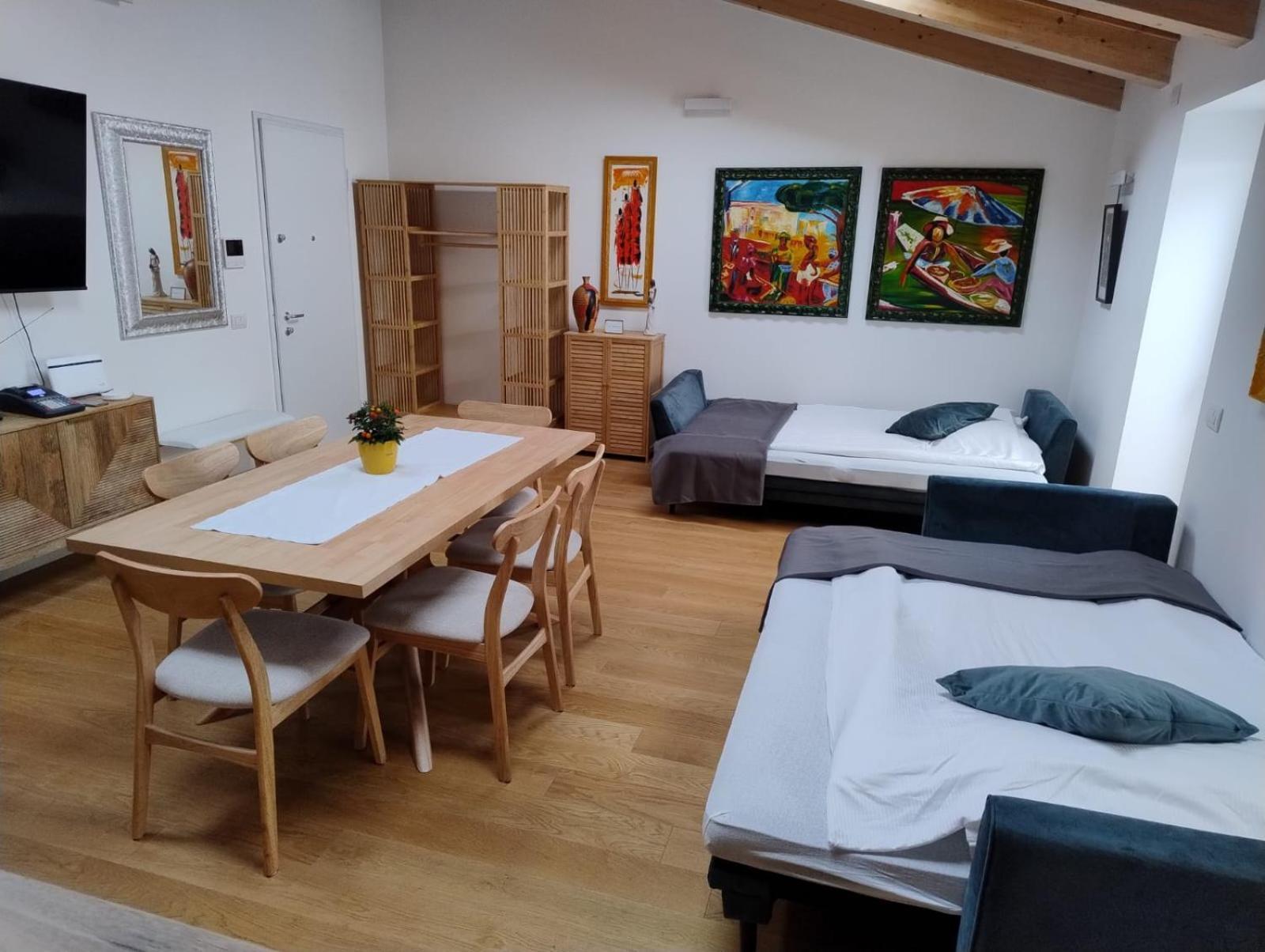 Boutique Apartments Cecilia Trieste Ngoại thất bức ảnh