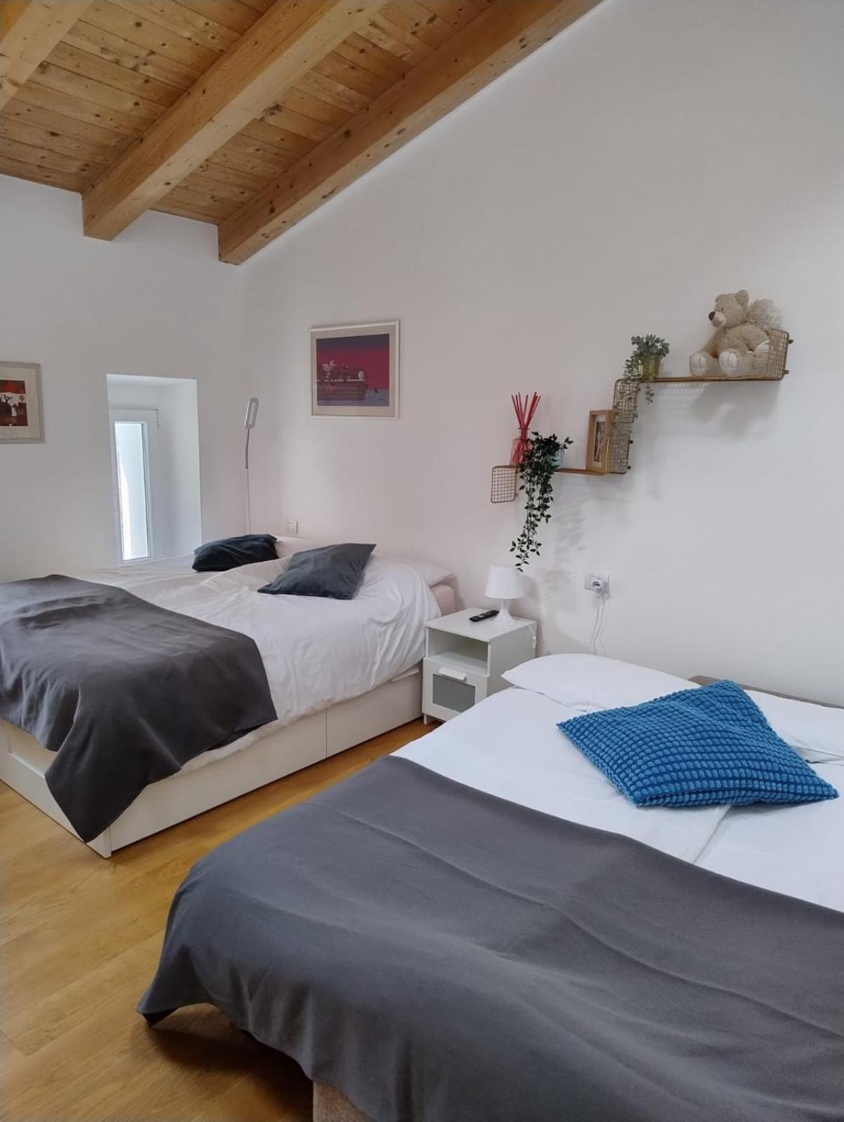 Boutique Apartments Cecilia Trieste Ngoại thất bức ảnh